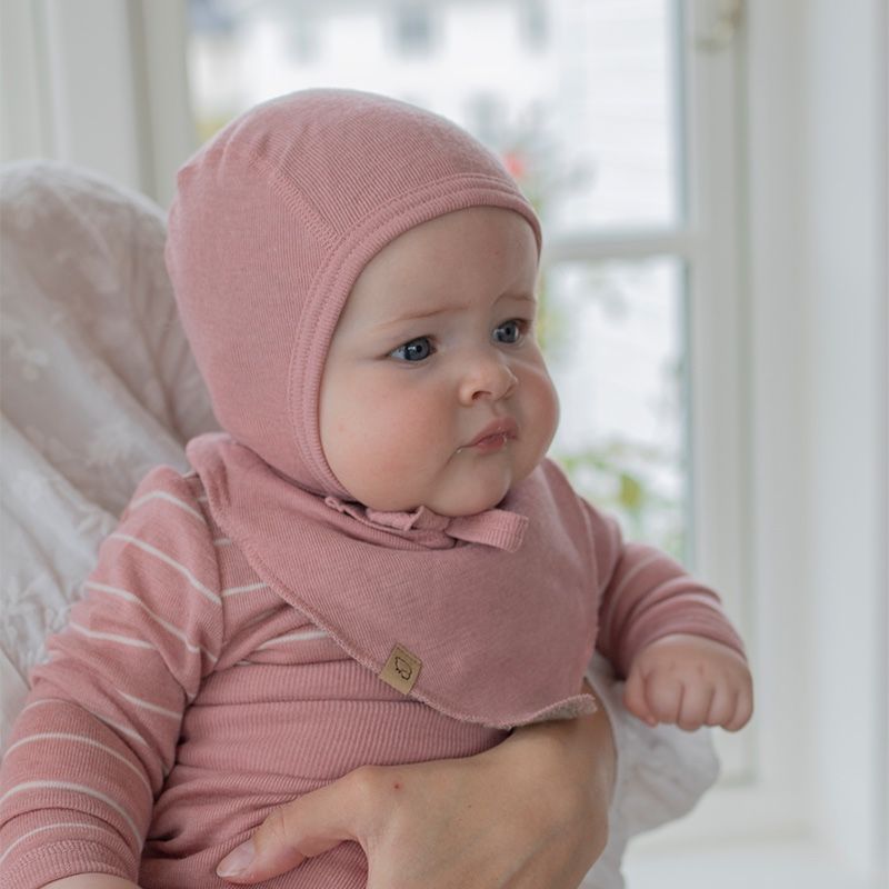 Lue i ull med silke - Lys rose